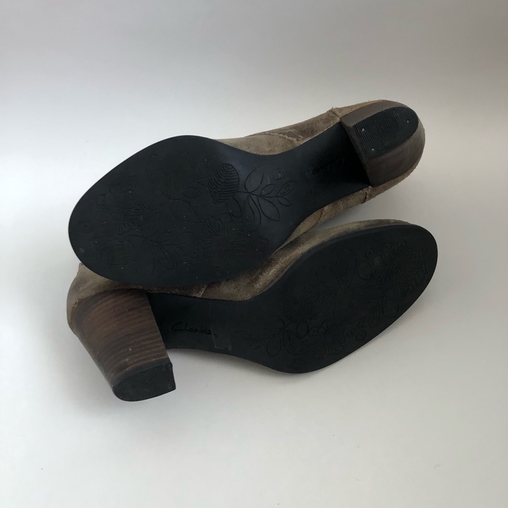 Clarks - Picture 8 of 10